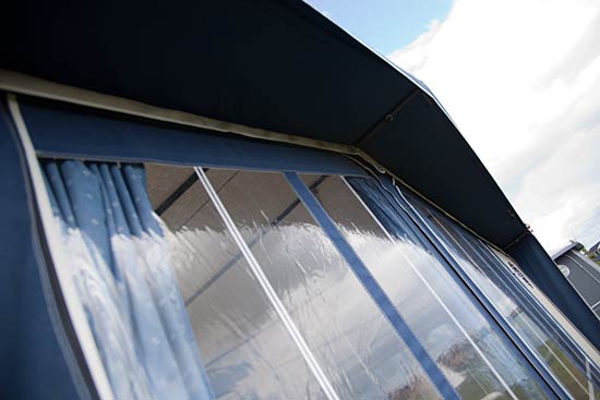 Isabella Commodore Royal 2010