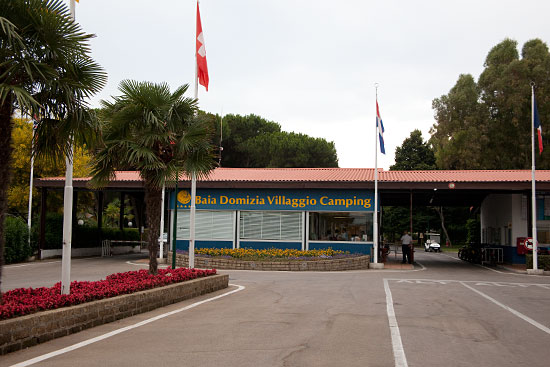 Baia Domizia, Del 1 Baia Domizia, Del 1