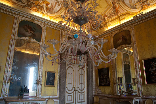 Baia Domizia, Del 4 Baia Domizia, Del 4