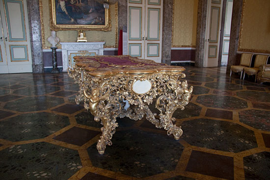 Baia Domizia, Del 4 Baia Domizia, Del 4