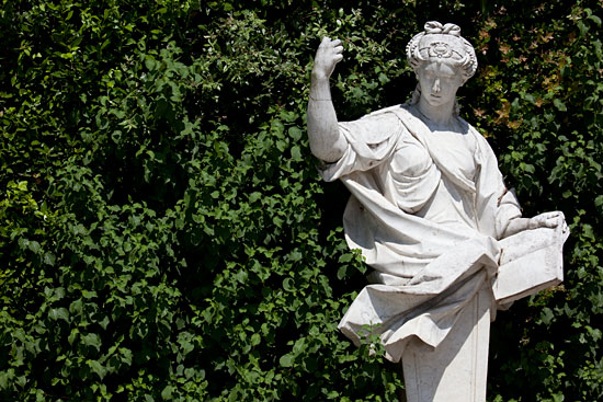 Baia Domizia, Del 4 Baia Domizia, Del 4