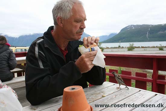 Med Rose Frederiksen til Nordkapp Sommer 2011, Del 2