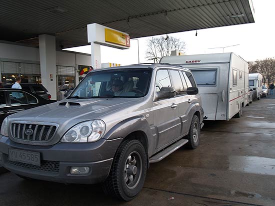 Når du kører om vinteren bliver fronten på campingvognen rigtigt beskidt.