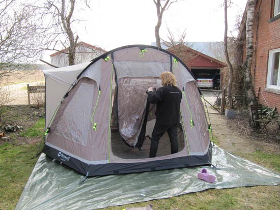 Campist i telt eller campingvogn