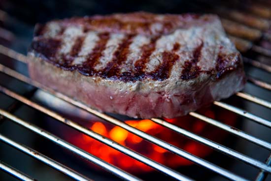 Lotus Grill er rigtig god til at lave b&oslash;ffer p&aring;