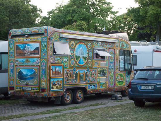 En mere farverig camper
