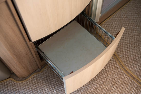 Smart – skuffe under køleskabet