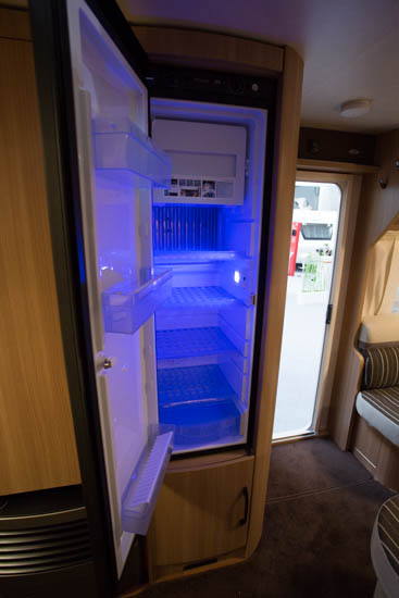 Nu er SlimTower køleskabet frigivet, så andre producenter også må bruge det. LMC har implementeret det i flere modeller
