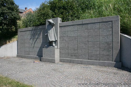 Rose Frederiksen på Ø-hop i Østersøen - Del 1 - Bornholm 1