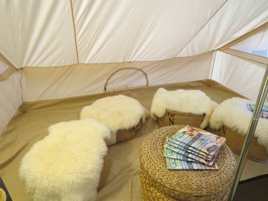 Outdoor PoulH 120815 08