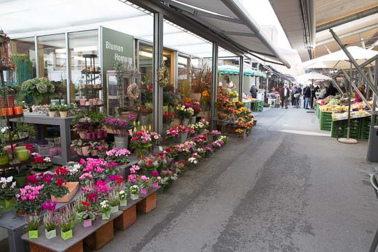 Augsburg Stadtmarkt er et besøg værd. Og så er det et billigt sted at købe grøntsager og frugt