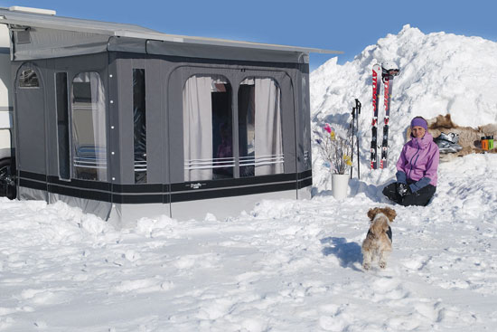 Nyd campinglivets glæder året rundt med et StandBy fortelt