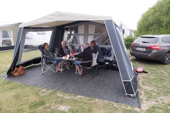 Der blev hygget fra starten af