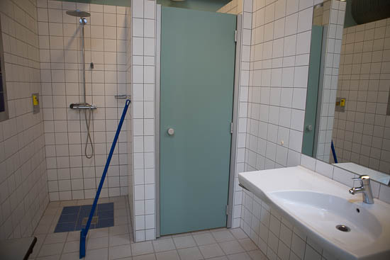 Også de store familiebaderum er rene og pæne – og frem for alt - opvarmede.