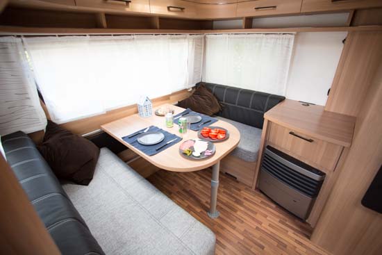 Siddegruppen i vores lånte LMC Style 450 D