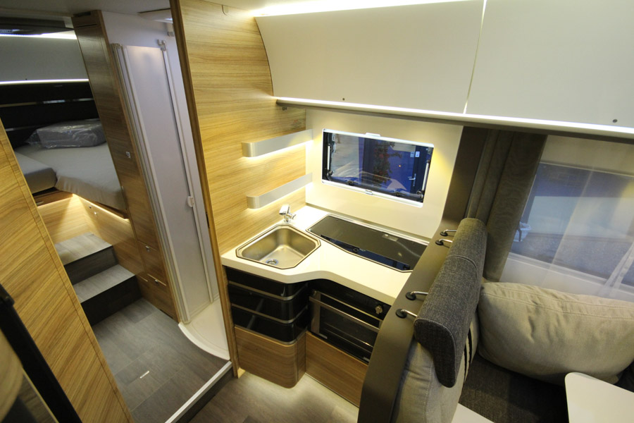 autocamp adria sonic 04