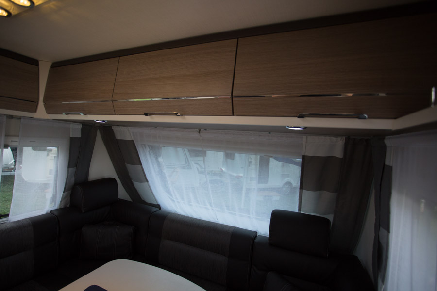 Der er overskabe over hele siddegruppen