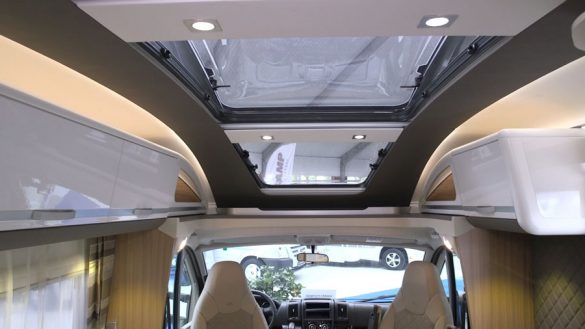 adria coral supreme s670 sl 2018 01