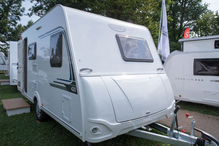 Her ses en "rigtig" Style med GRP sider, tag, front og bagende