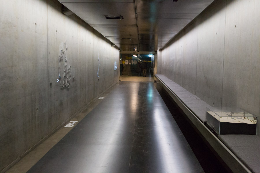 Udstillings-tunnellen ind til bunkeren