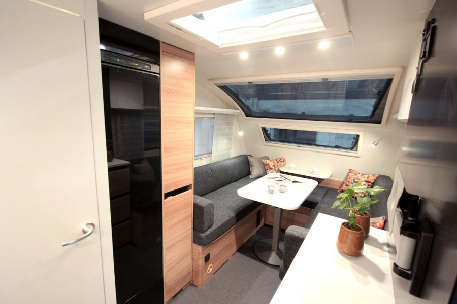 adria action 391  lh 2019 03