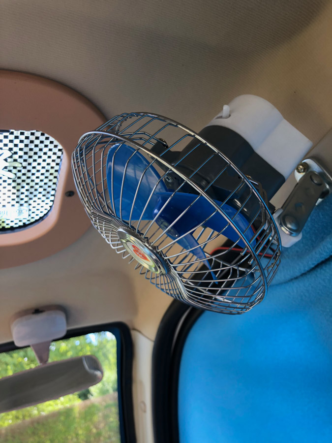 Ventilatoren køler på varme nætter